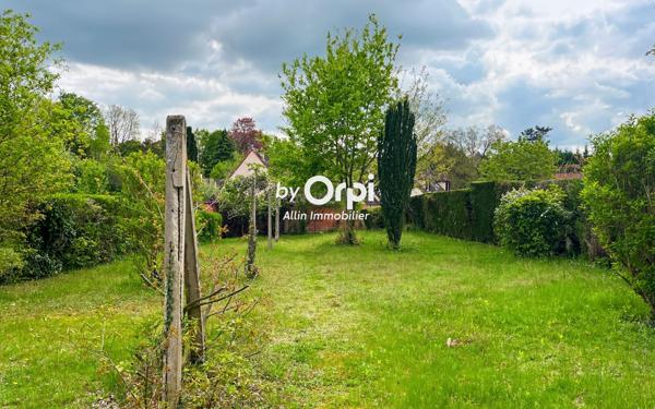 Maison à vendre    4 pièces •  Montluçon