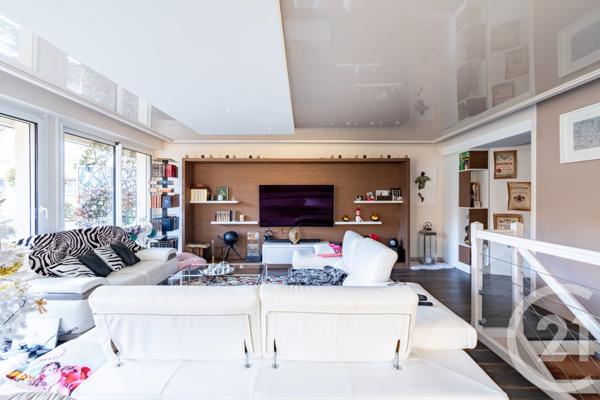 Appartement à vendre  7 pièces - 180,68 m2 LAVAL - 53