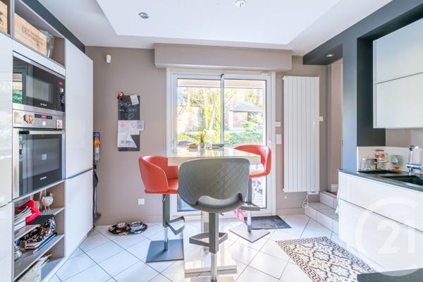 Appartement à vendre  7 pièces - 180,68 m2 LAVAL - 53
