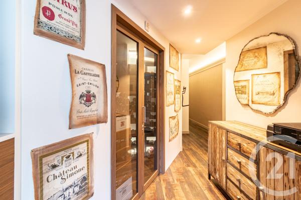 Appartement à vendre  7 pièces - 180,68 m2 LAVAL - 53