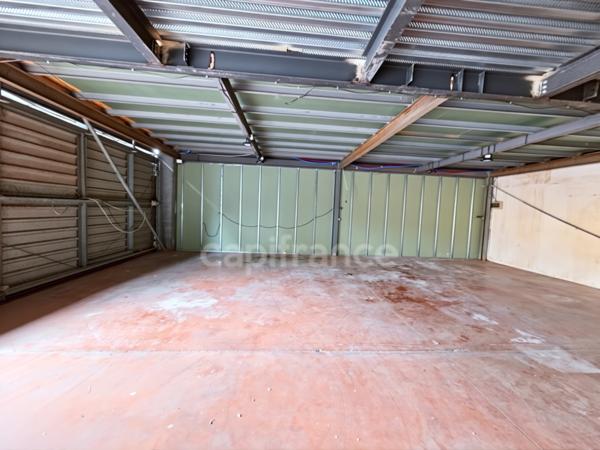 Hangar de stockage, 100 m², Rue de l'industrie à Jarry - Baie-Mahault