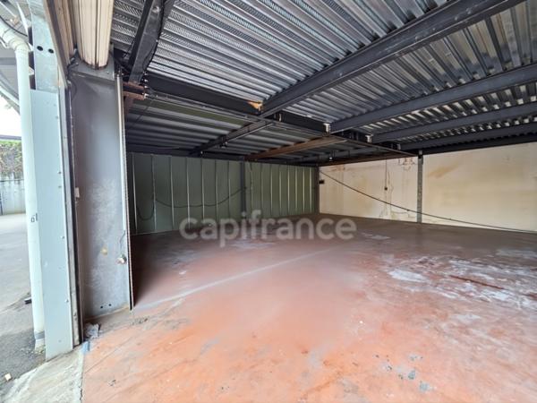 Hangar de stockage, 100 m², Rue de l'industrie à Jarry - Baie-Mahault