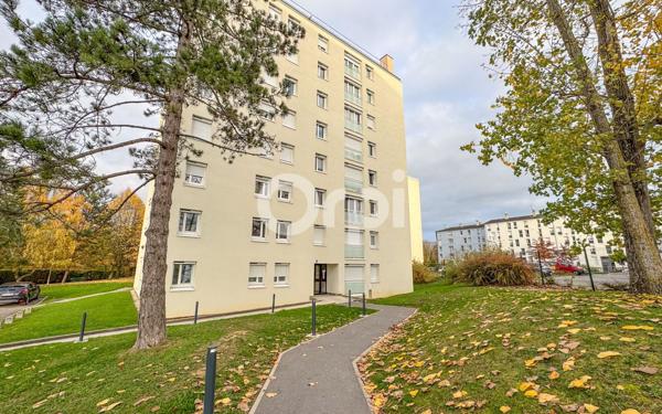 Appartement à vendre    3 pièces • 59,76 m2 Reims