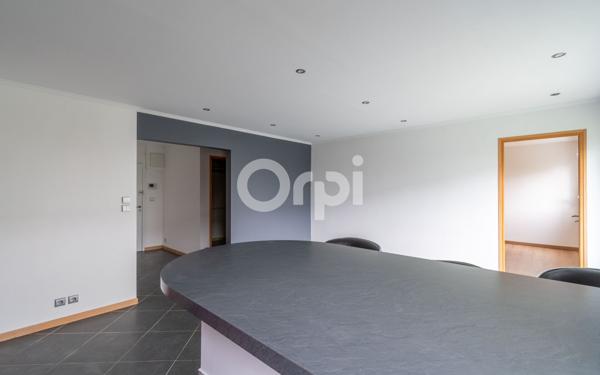 Appartement à vendre    3 pièces • 59,76 m2 Reims