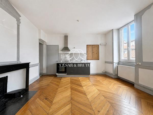 HYPER CENTRE – T2 – 41.6m² – BON ETAT – AU CALME