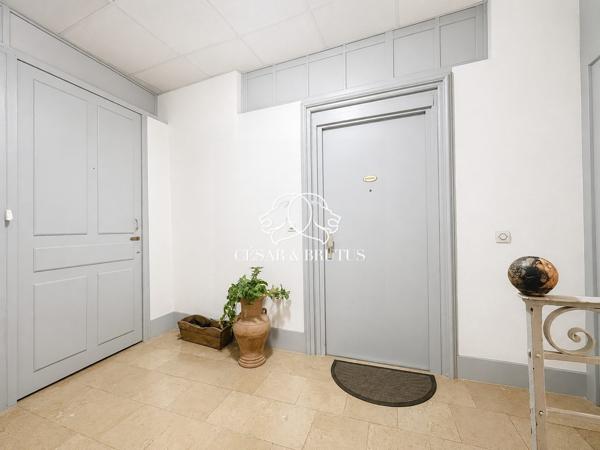 HYPER CENTRE – T2 – 41.6m² – BON ETAT – AU CALME
