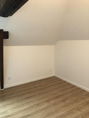 "MAISON / APPARTEMENT A CHANGÉ 1 PIECE 22M2"