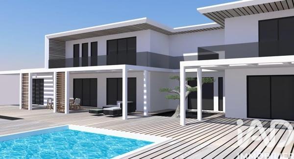 Maison à vendre 8 pièces 370 m² Nîmes