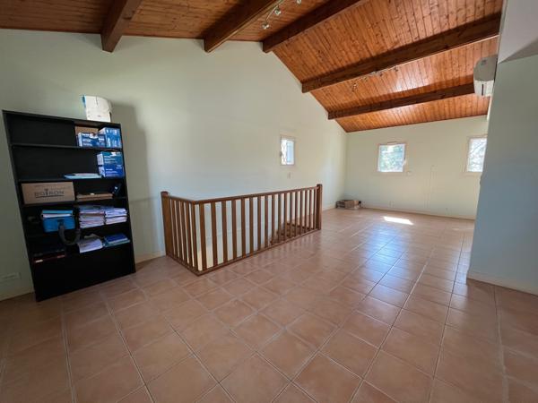 150 m² LOCAL COMMERCIAL 97 M² + HABITATION 50 M²