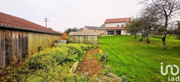 Maison 6 pièces de 150 m² à Le Clerjus (88240)