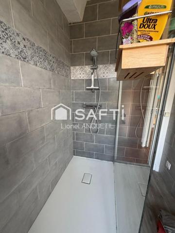 Maison de ville 4 chambres, plein centre, au calme !