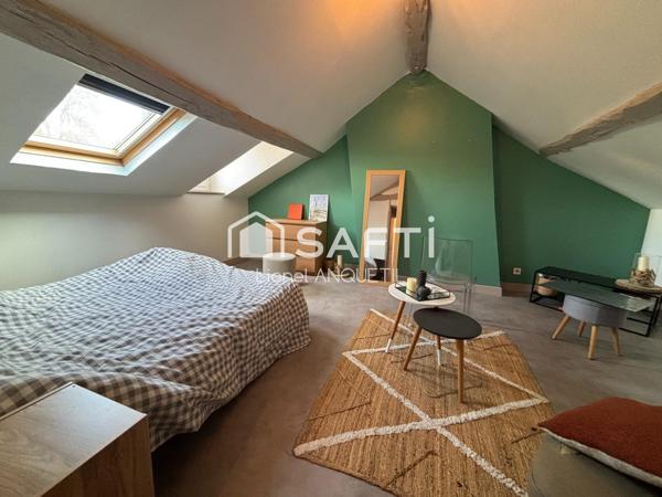 Maison de ville 4 chambres, plein centre, au calme !