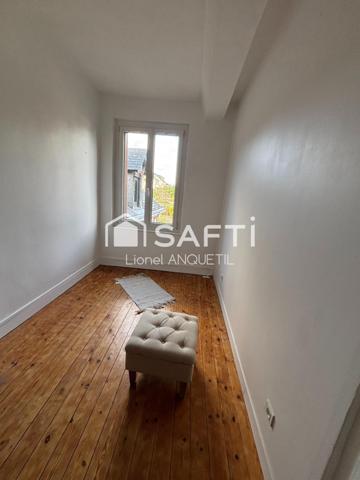 Maison de ville 4 chambres, plein centre, au calme !