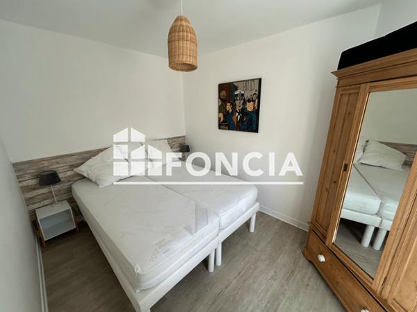 Location Appartement meublé 2 pièces 39.69 m² - PLAGE DE TRESTRAOU Perros Guirec 22700