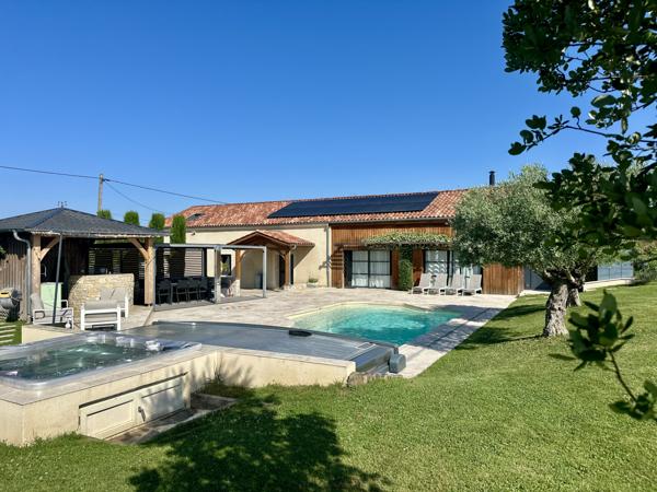 Villeneuve-sur-Lot (47300) Villeneuve-sur-Lot – Élégance, confort et art de vivre