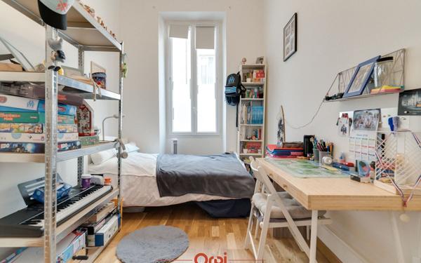 Appartement à vendre    5 pièces • 96,67 m2 Marseille 2