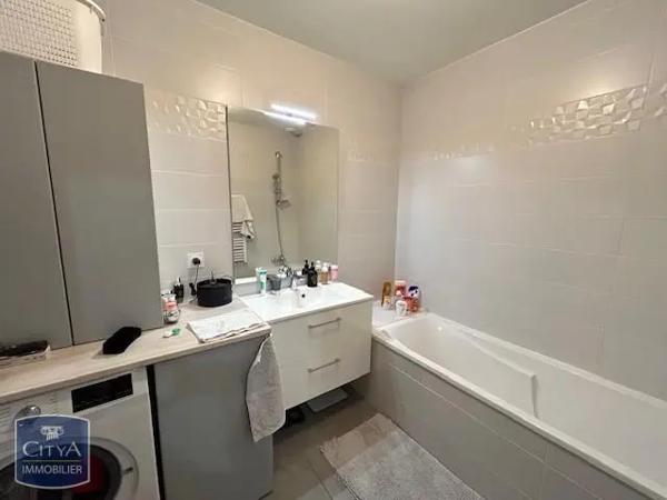 Maison à louer 3 pièces 66m²