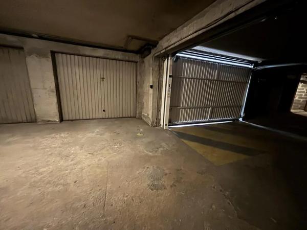 Parking / Box à vendre à Romans-sur-Isère (26100)