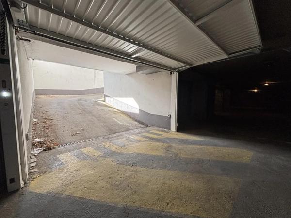 Parking / Box à vendre à Romans-sur-Isère (26100)