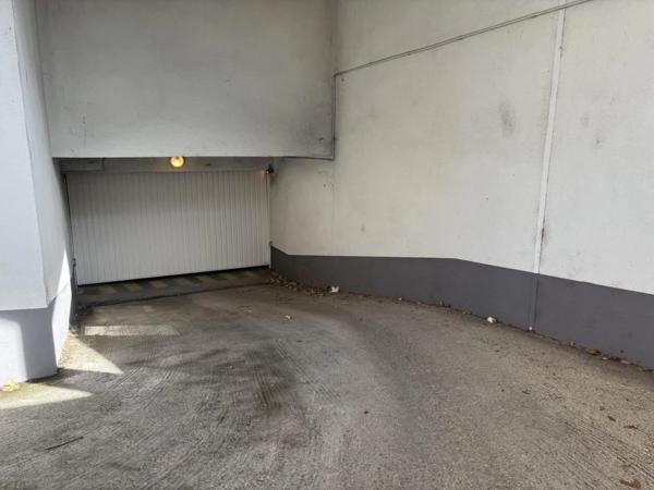 Parking / Box à vendre à Romans-sur-Isère (26100)