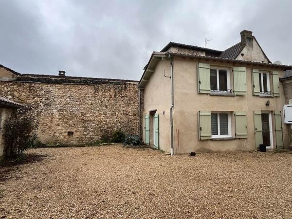 Maison à louer |  Savignac-les-Églises |  3 pièces | 68 m²