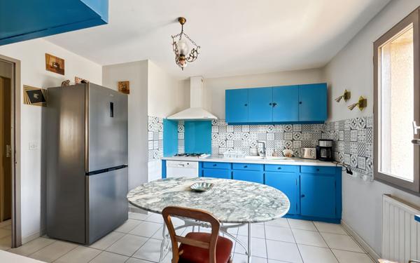 Maison à vendre    5 pièces • 138 m2 Coulounieix-Chamiers