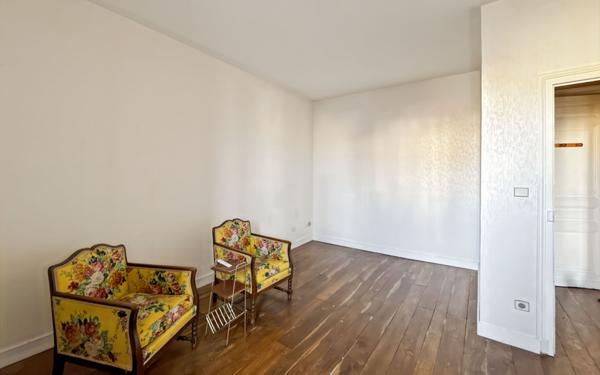 Maison à vendre    8 pièces • 235 m2 Périgueux