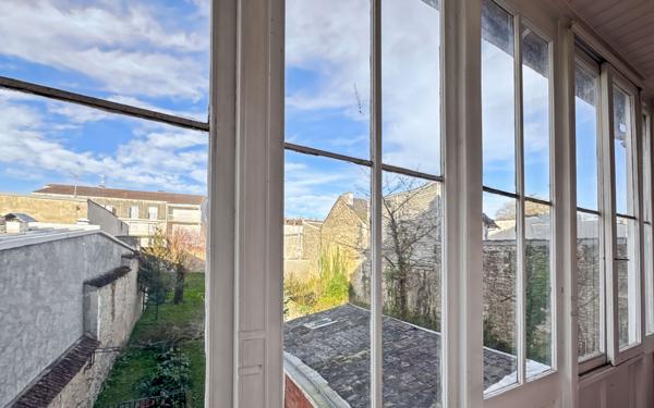 Maison à vendre    8 pièces • 235 m2 Périgueux