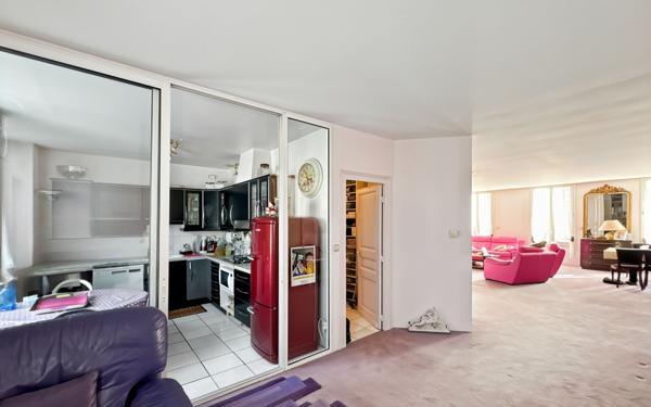 Maison à vendre    8 pièces • 235 m2 Périgueux