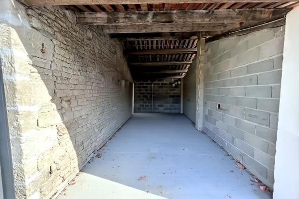 Bâti existant sur terrain de 315m2, Sainte soulle 17220