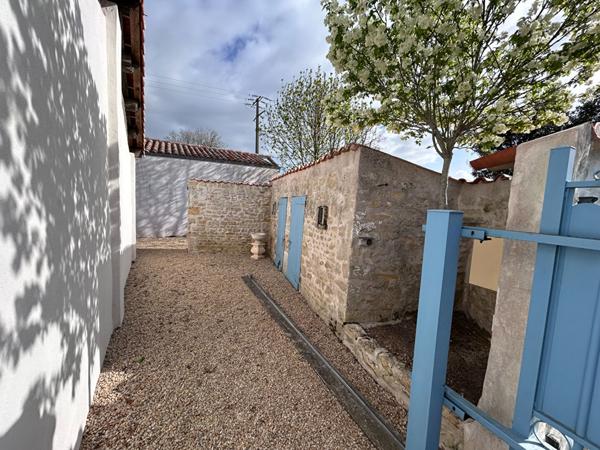 Bâti existant sur terrain de 315m2, Sainte soulle 17220