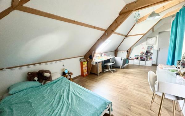 Maison à vendre    7 pièces • 196 m2 Idron