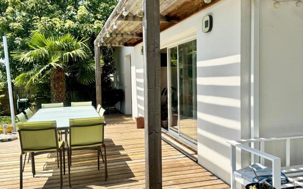 Maison à vendre    7 pièces • 196 m2 Idron