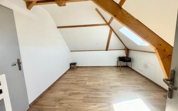 Maison à vendre    7 pièces • 196 m2 Idron