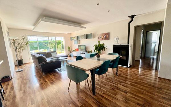 Maison à vendre    7 pièces • 196 m2 Idron