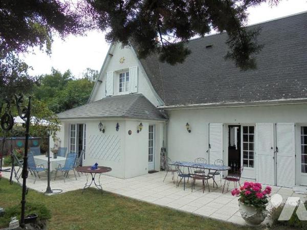 Maison à Vendre à Beaugency (45190) dans le Loiret (45)

Vente d'une maison située à Beaugenc...