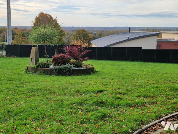 Maison de 130m2 avec terrain de 7400m2 à Domfront en poiraie