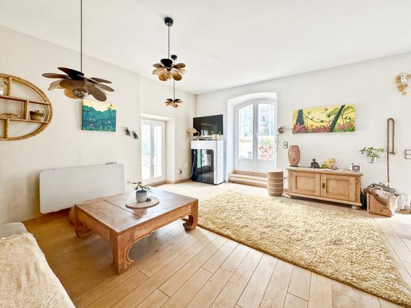 Ventabren (13122) Maison de village pleine de charme avec studio indépendant et vue Sainte-Victoire – Ventabren