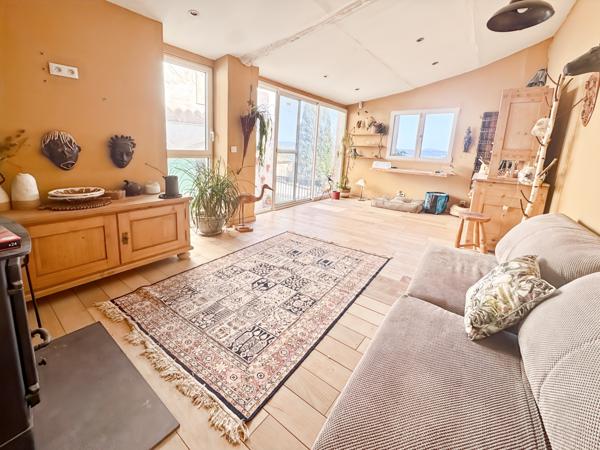 Ventabren (13122) Maison de village pleine de charme avec studio indépendant et vue Sainte-Victoire – Ventabren