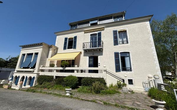 Appartement à vendre    2 pièces • 54,59 m2 Pau