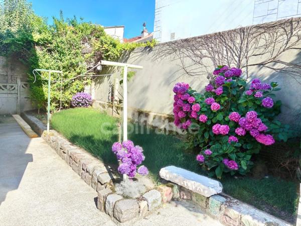 **Exclusivité**Sainte-Cécile**Maison rénovée de 137 m², 4 chambres, jardin et double garage