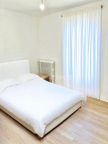 **Exclusivité**Sainte-Cécile**Maison rénovée de 137 m², 4 chambres, jardin et double garage