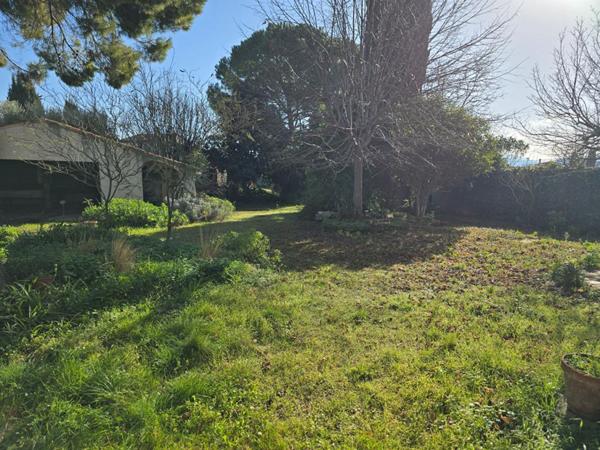 Maison d'environ 200 m² - Gros potentiel investisseurs ou grande famille