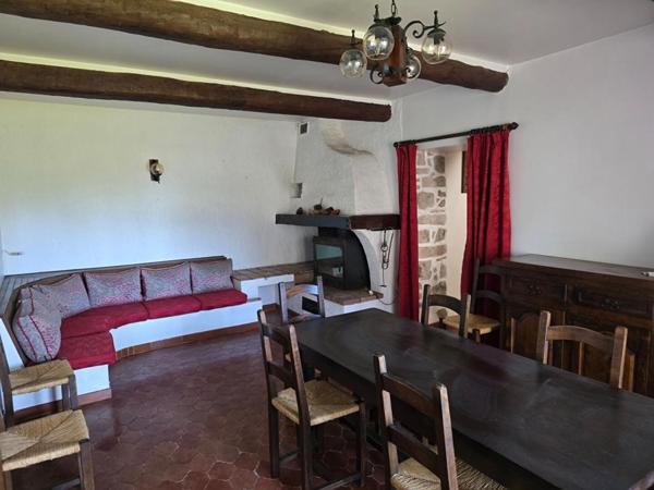 Maison d'environ 200 m² - Gros potentiel investisseurs ou grande famille