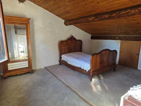 Maison d'environ 200 m² - Gros potentiel investisseurs ou grande famille