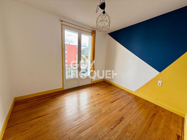 CLERMONT FERRAND - Salins/Vallières- T3 74 m², balcons, parking et cave