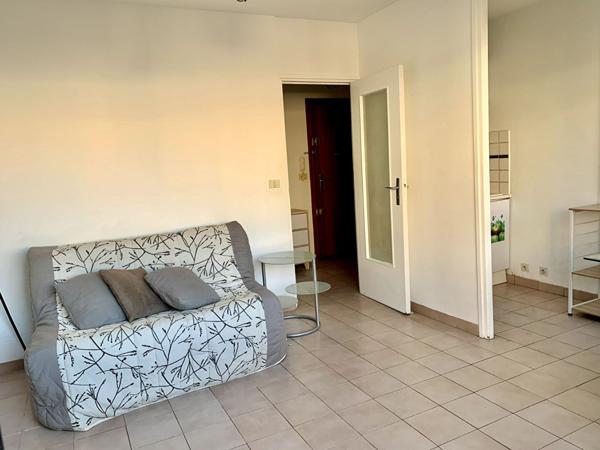 A vendre studio à Marseille 13005 - Quartier La TIMONE