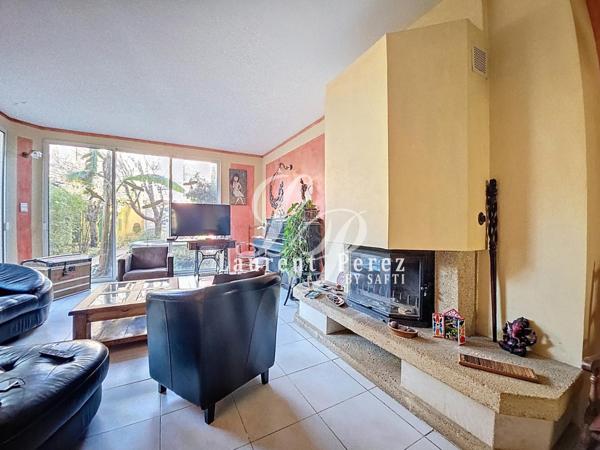 Baillargues : maison avec studio et jardin