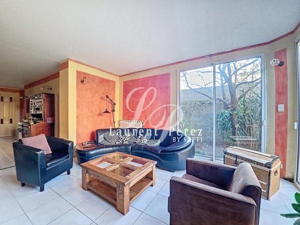 Baillargues : maison avec studio et jardin