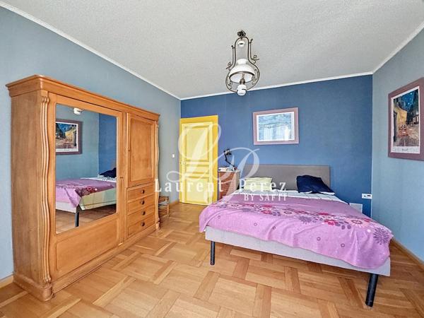 Baillargues : maison avec studio et jardin